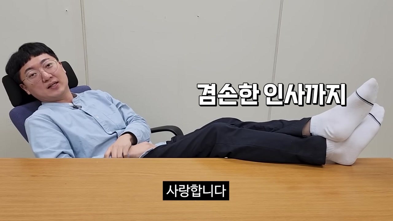 [뉴스라이더] '눈에는 눈 이에는 옥수수'...그는 왜 이상한 공무원이 됐나? / YTN
