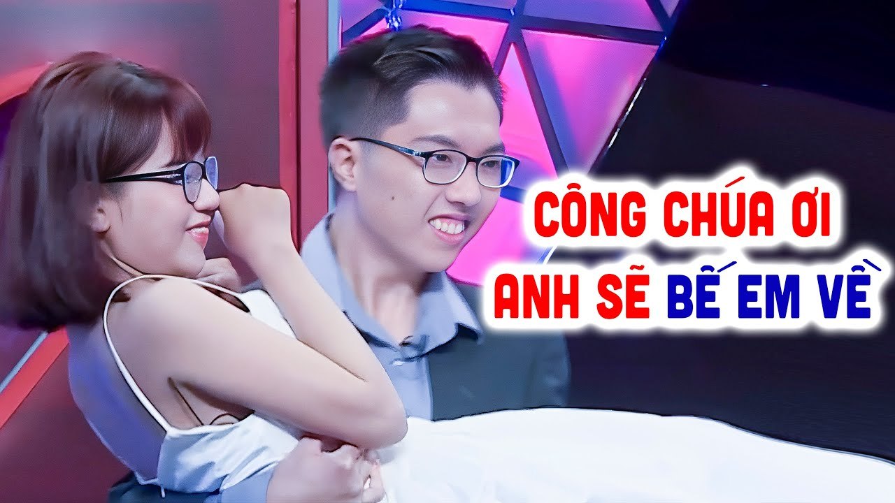 Gặp cô nàng ĐÚNG GU XINH ĐẸP QUYẾN RŨ chàng trai ĐÒI BẾ VỀ luôn khiến sân khấu NÁO LOẠN