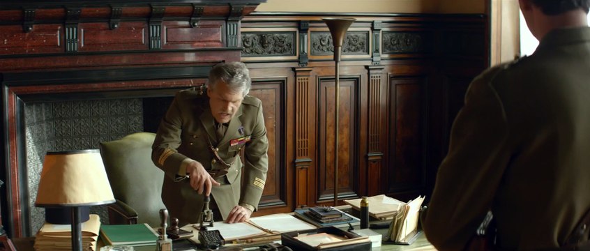 LA FOLLE HISTOIRE DE MAX & LÉON - BANDE ANNONCE OFFICIELLE - Sortie le 1er novembre