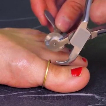 Would you pay $12500 for nice toothy shoes? | Would you pay $12500 for nice toothy shoes? | By 5-Minute Crafts