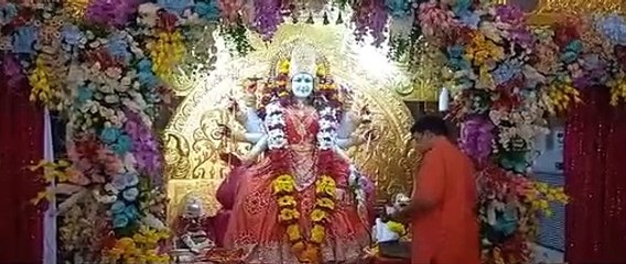 SURAT VIDEO: मां जगदम्बा के दर्शन करने श्रद्धालुओं की कतार