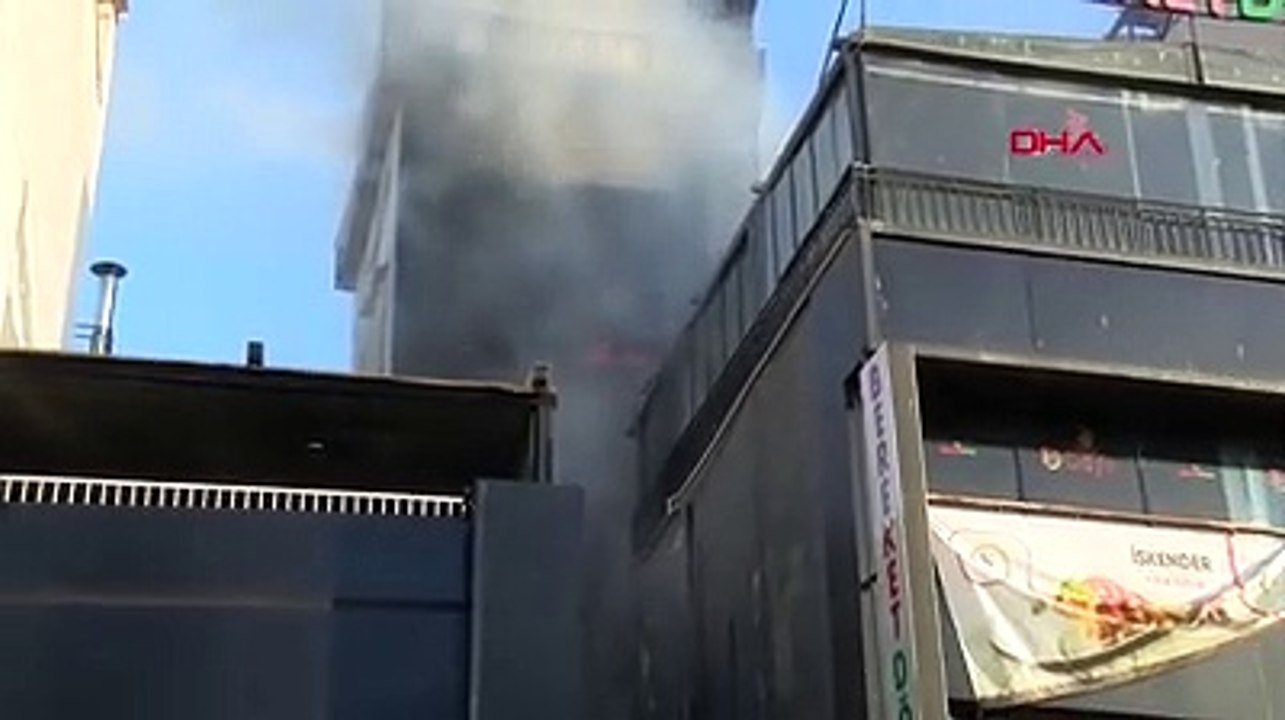 Pendik'te 7 katlı otelde yangın çıktı: Ölü ve yaralılar var
