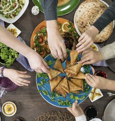 عزيزي الصائم.. تجنب هذه العادات الغذائية السيئة!