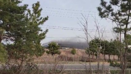 충남 당진 송산면 자원순환센터에 불...4시간 만에 큰 불길 잡아 / YTN