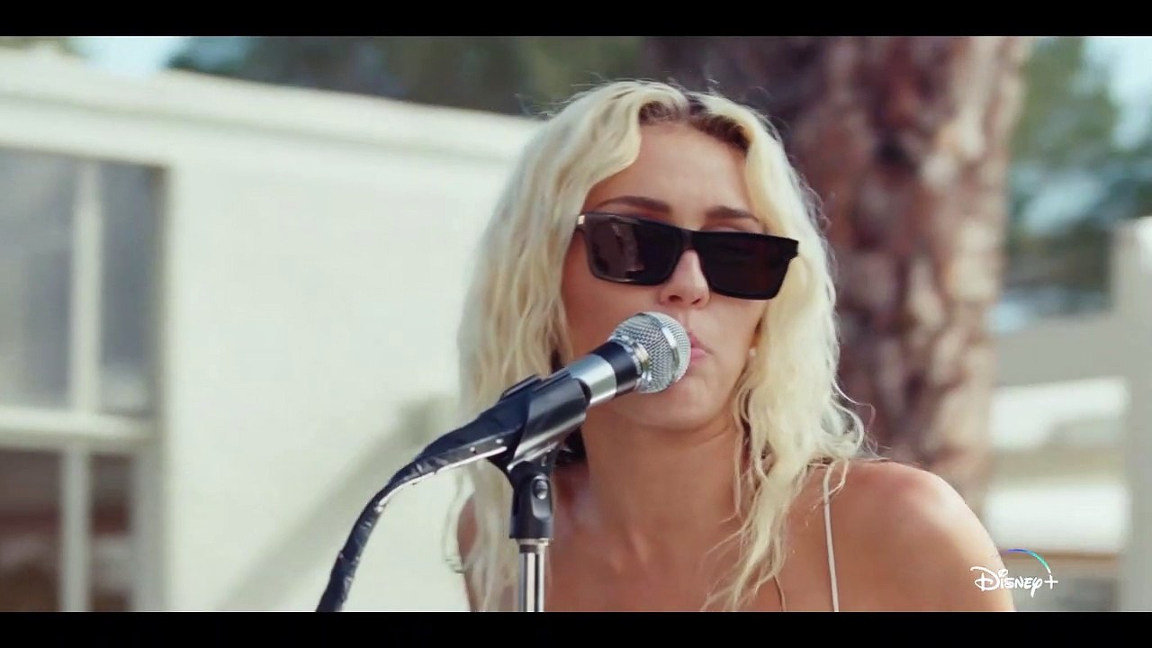 Jaded | Miley Cyrus – Endless Summer Vacation (Backyard Sessions) | Disney+