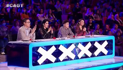 Disabled Married Couple Dance Ability Touch the Judges with their INSPIRATIONAL Audition