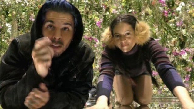 Rosalía y Rauw Alejandro presentan su disco RR con anillo de compromiso incluído