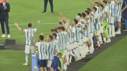 Argentina se da un baño de felicidad en el Monumental de River y vuelve a celebrar el Mundial