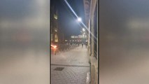Bordeaux: le porche de l'hôtel de ville incendié en marge de la manifestation