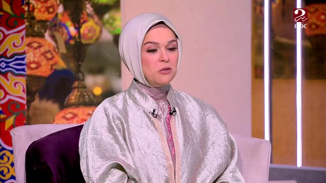 إيمان رياض تسأل عن سبب دعاء سيدنا نوح على قومه وعدم تسامحه معهم.. شاهد رد الدكتور أحمد ممدوح