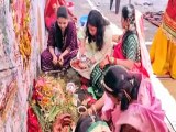 महिलाओं ने सामूहिक रूप से ईसर-गणगौर को पूजा