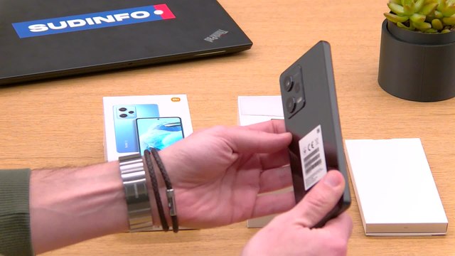 Unboxing Xiaomi Redmi Note 12 Pro