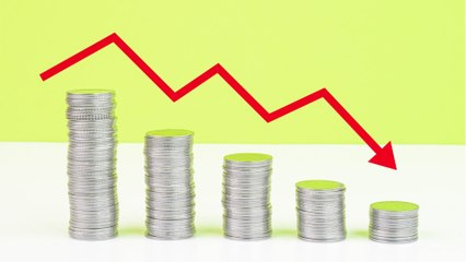 “La crise des banques est loin d’être finie et la France est en ébullition, gare au choc”