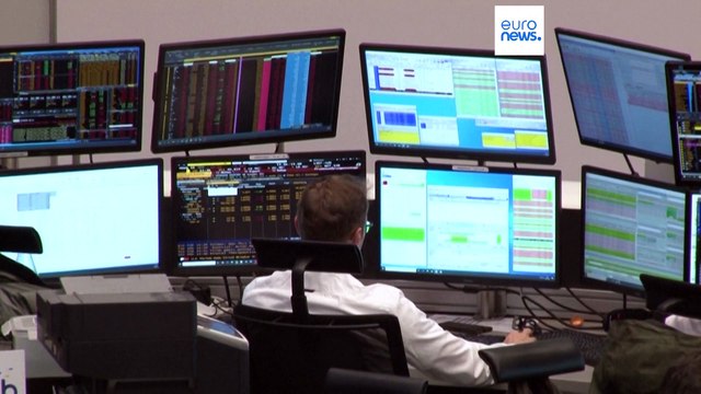 European stock markets close sharply lower on renewed bank fears