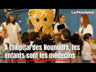 A l'hôpital des Nounours, les enfants sont les médecins