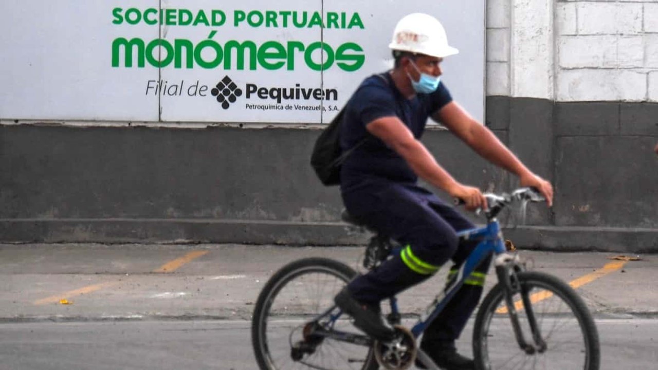Embajador Armando Benedetti afirma que Colombia tiene la intención de comprar Monómeros