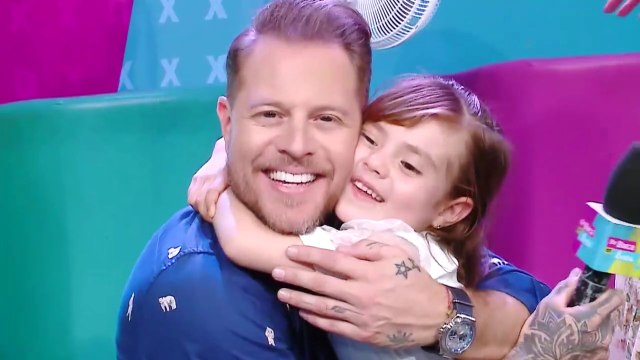 dbb-niña-de-cinco-años-cumple-sueño-de-visitar-set-de-dbb-240323