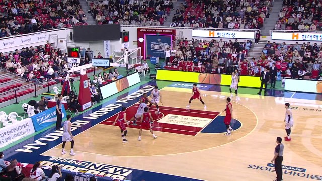 현대모비스, 유재학 총감독 은퇴식 날 선두 인삼공사 제압 / YTN