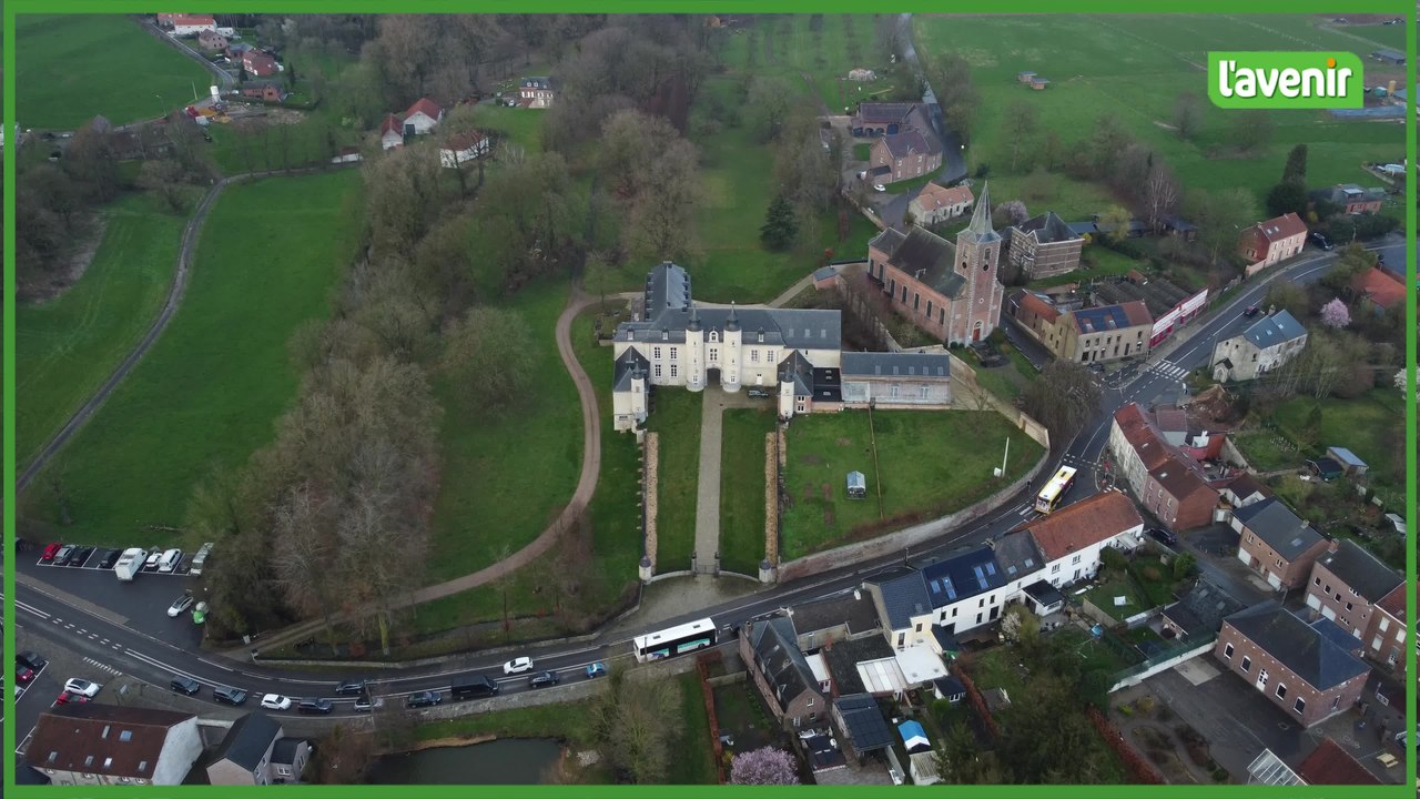Le Brabant wallon vu du ciel :  Le château de Houtain-le-Val
