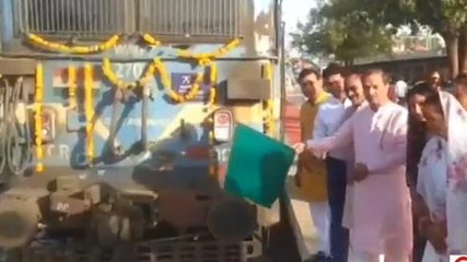 नीमच: केबिनेट मंत्री सखलेचा ने CM तीर्थ दर्शन योजना मे रामेश्वरम यात्रियों को किया रवाना