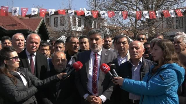 Muhsin Yazıcıoğlu 14. Ölüm Yıl Dönümünde Mezarı Başında Anıldı. Remzi Çayır: Bu Ülke Asla ve Asla Faili Meçhuller Ülkesi Olmamalıdır