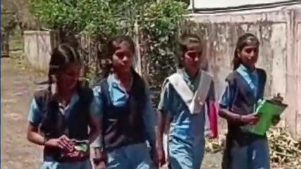 राजगढ़: बोर्ड एग्जाम में बड़ी लापरवाही, पेपर एक्सचेंज होने से करना पड़ा घंटों इंतजार