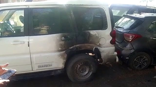 तस्करों ने पुलिस पर की फायरिंग, जवाब कार्रवाई में दो तस्करों के पैरों में लगी गोलियां, मादक पदार्थो की बड़ी खेप पकड़ी