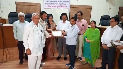 विभिन्न थीमों पर सर्वोच्च अंक प्राप्त  करने वाली 27 ग्राम पंचायतों को किया सम्मान