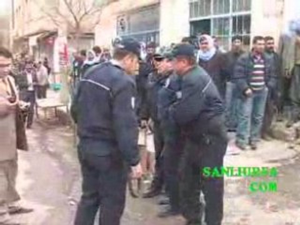 VİRANŞEHİRDE NEWROZ KUTLAMALARI OLAYLI GEÇTİ