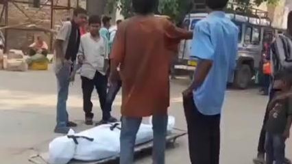 चंदौली से बड़ी खबर, ट्रेन में यात्रा के दौरान युवक की मौत, यात्रियों में मचा हड़कंप