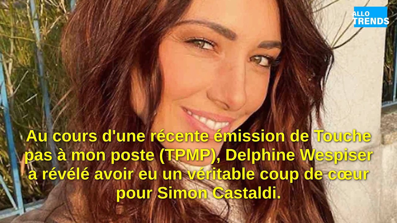 Delphine Wespiser aurait manifesté un prononcé intérêt pour Simon Castaldi lors de sa participation à l'émission TPMP.