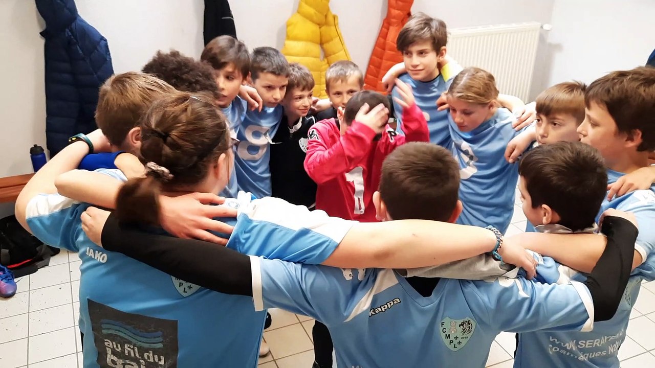 U13 /// LE CHANT DE LA VICTOIRE FACE A CHENOVE D (25/03)