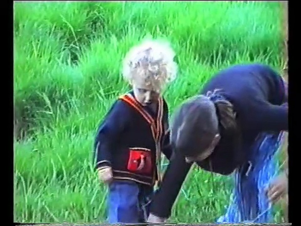 Appoline dans la prairie