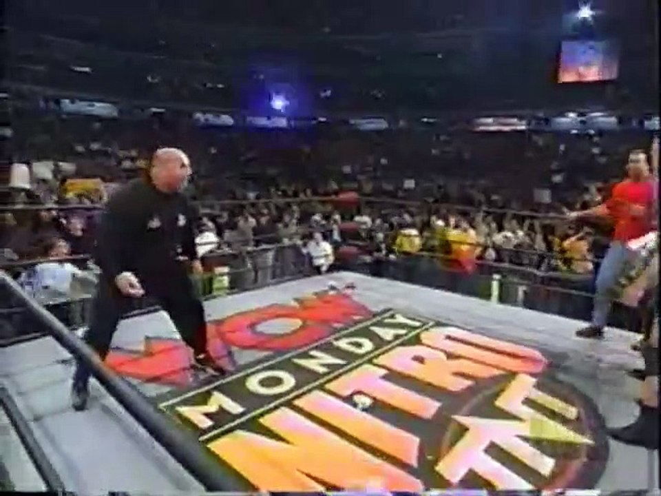 Hollywood Hogan vs Kevin Nash - 1 4 99 (2of2)