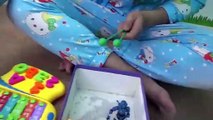 Bad Baby Doctor Victoria & Sick Annabelle Toy Freaks Hidden Surpise Egg