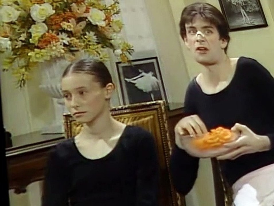 Kids in the Hall S01 E01