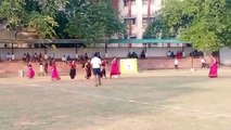 साड़ी पहनकर फुटबॉल मैदान में उतरीं महिलाएं, देखने वाले रह गए दंग, 72 साल की बुजुर्ग ने मारा जीत का गोल, VIDEO