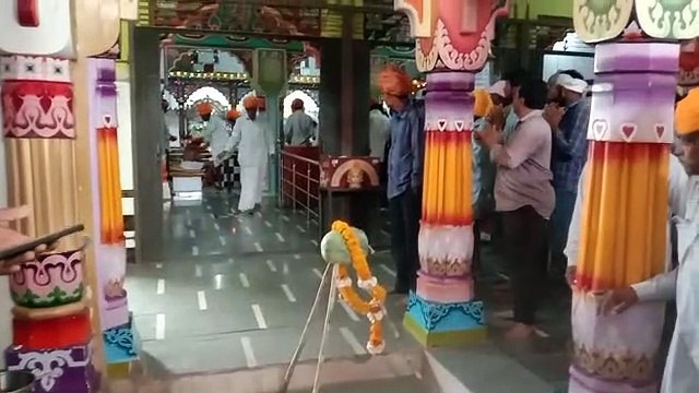 मंदिरों में गूंजे माता के जयकारे, हुए हवन-पूजन
