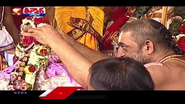 Sri Sita Rama Kalyana Mahotsavam In Bhardrachalam _ Sri Rama Navami Shobha Yatra _ V6 Teenmaar (1)