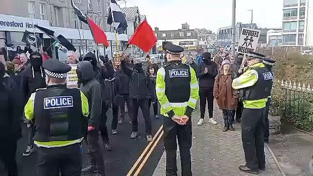 second protest and counter-protest held at hotel housing asylum seekers