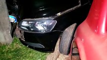 Motorista perde o controle da direção e bate em poste no Alto Alegre