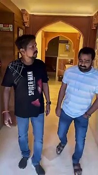 देखें वीडियो: गुलाबी नगरी में नजर आएं नाटू-नाटू सॉन्ग के कोरियोग्राफर प्रेम रक्षित