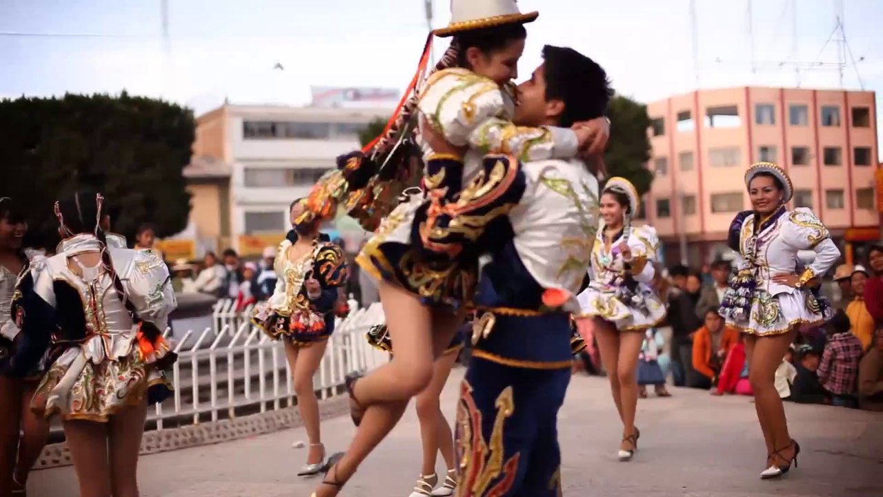 Sillustani - «Mi cenicienta de carnaval» (caporal)