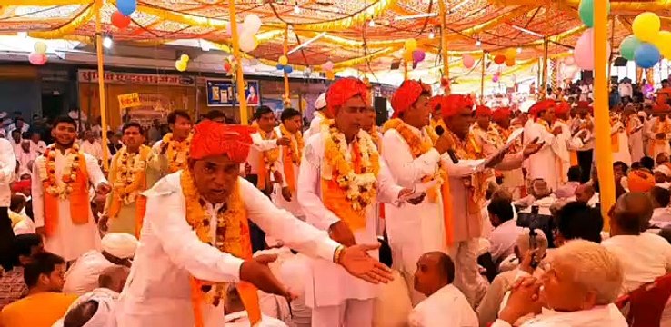 हेला ख्याल दंगल में नेताओं पर वार: चांदी के टुकड़ों पर बिक रही न्याय धर्म सच्चाई, रिश्वत लेवे भ्रष्टाचारी काली करें कमाई....