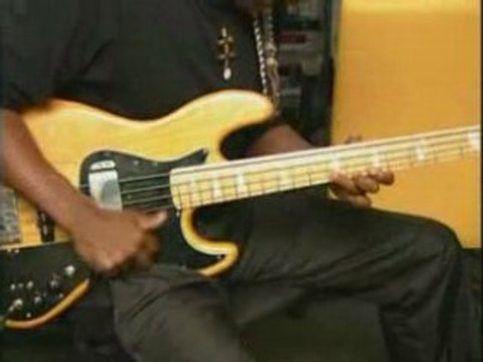 Video Marcus Miller - Scoop - marcus, miller, fender, slap,