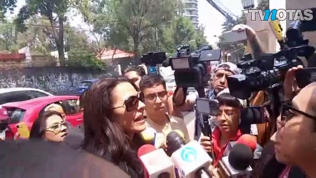 La actriz Lorena Álvarez llegó a la funeraria para darle el ultimo adiós a Chabelo