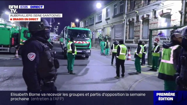 À Aubervilliers, des manifestants tentent d'empêcher la sortie de camions-bennes réquisitionnés pour ramasser les ordures