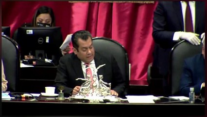 ¡VEAN! ¡Panista ataca a Noroña pero compañero del PT lo defiende!