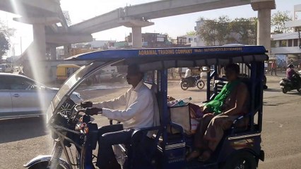 रानीताल में बेतरतीब यातायात और अतिक्रमण से परेशानी