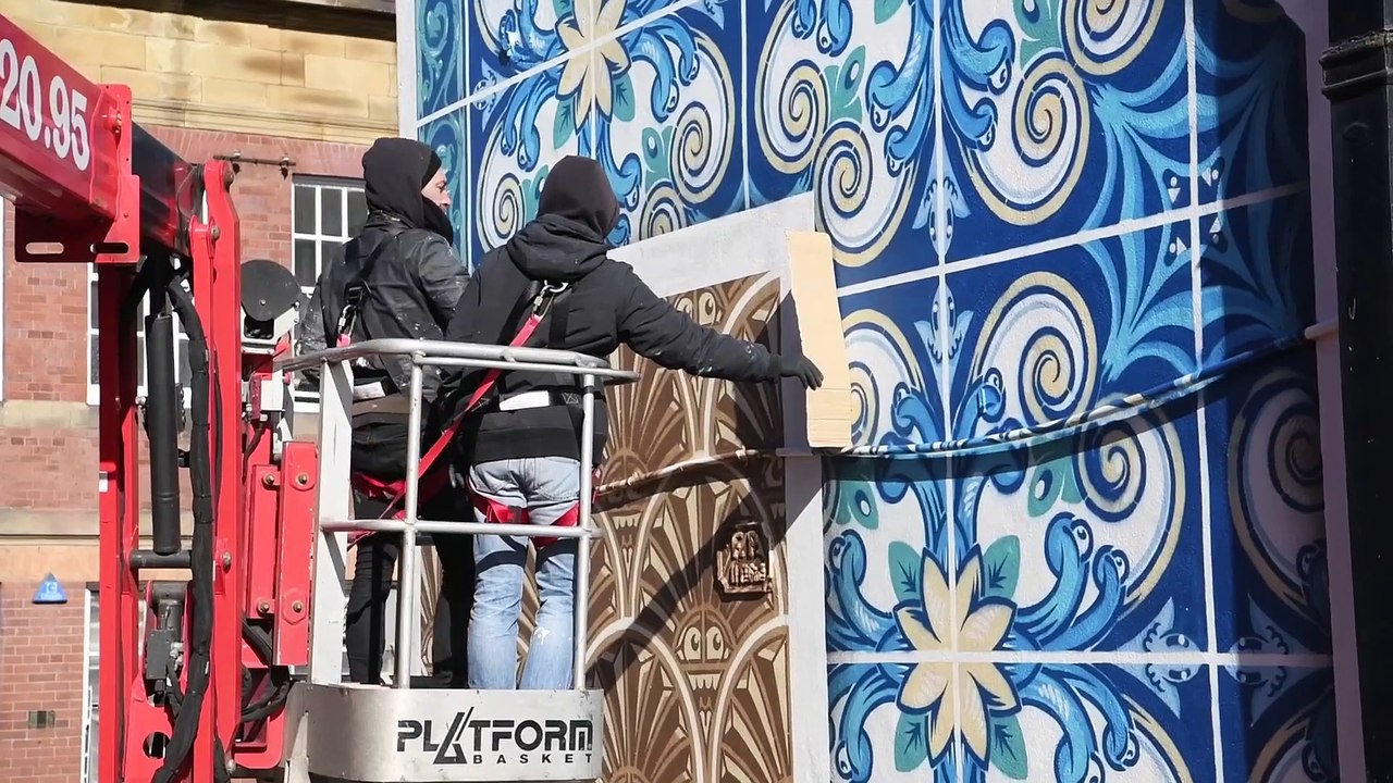 Add Fuel a Portuguese visual artist and illustrator Diogo Machado, has spent over a week painting a incredible 10m x 9m mural titled 'ECHOES' on the gable-end of a former pub in Mabgate, Leeds